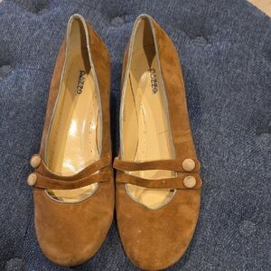 PAZZO Brown Suede Heels